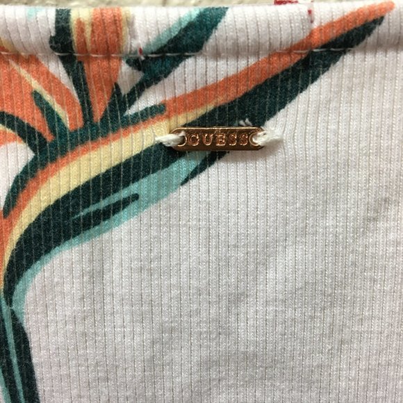 Donated. Tropical onesie top, Guess - Picture 2 of 6